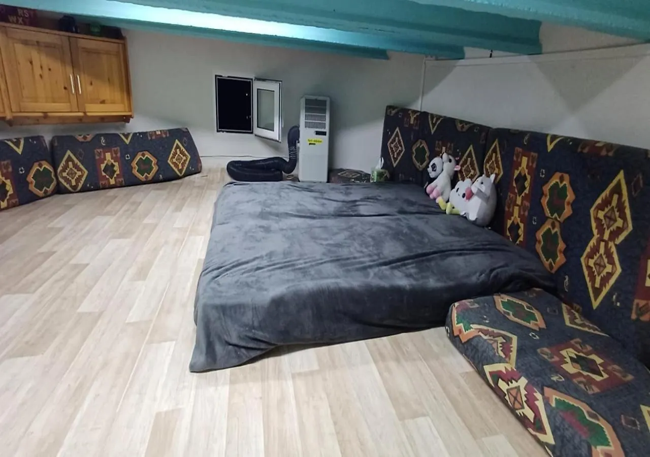 Casa Con Increibles Vistas A Canal Y Amarre Эмпуриабрава Дом отдыха